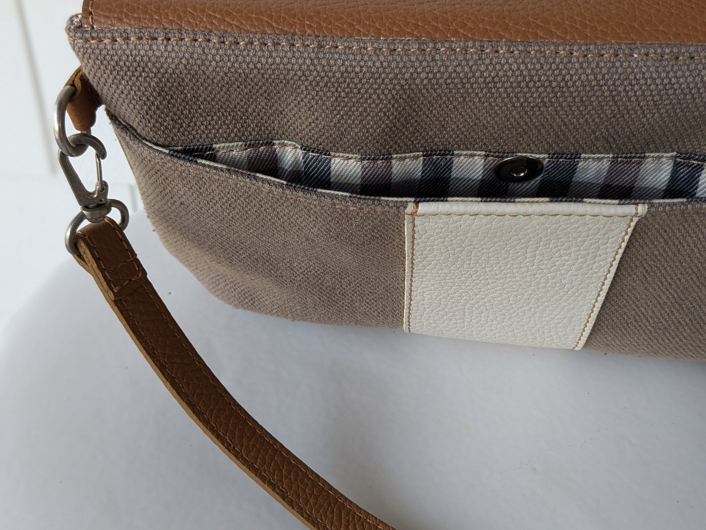 Oughton Paddock Crossbody Bag