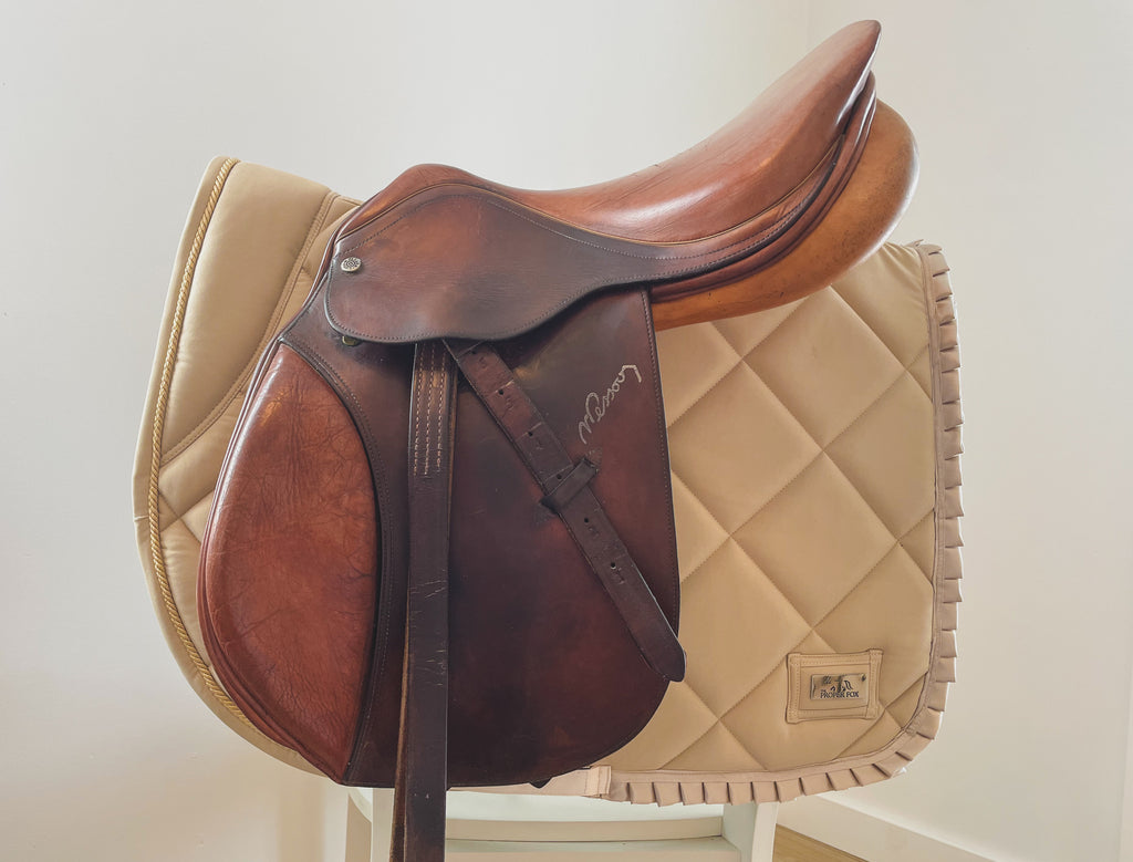Beige Jumping Pad