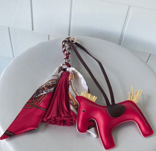 Lark Tassel