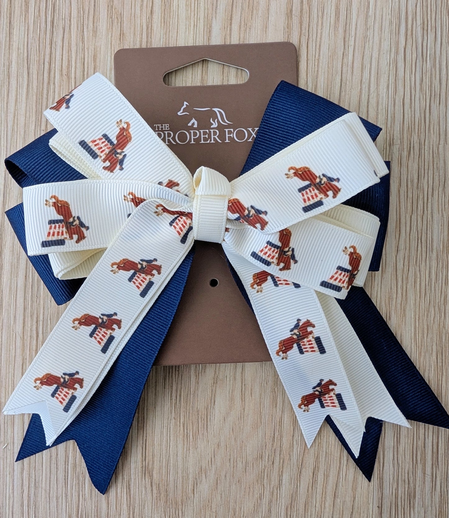 Equestrian Horse Show Bow, Jumping Horse Pattern